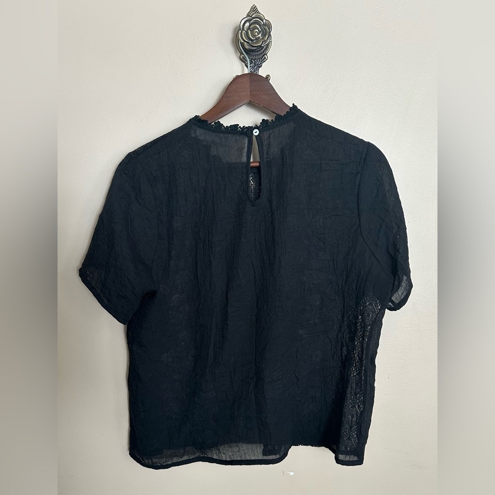 ๐ค The Impeccable Pig Floral Crochet Blouse โ Black โ Size Small โ EUC - Picture 2 of 5